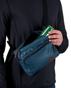 Obermeyer Hip-ster Bag - Passport 12 Obermeyer Hip-ster Bag - Passport -Obermeyer-US store WebZoom 2804019168 S06 MODDET2